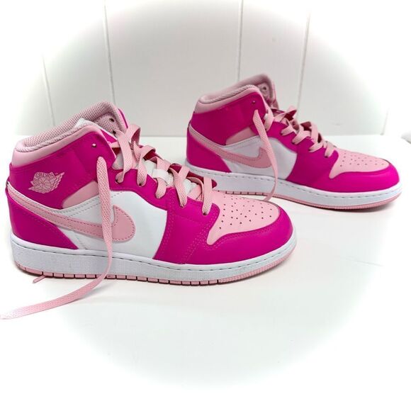 Nike Jordan 1 Mid GS White Soft Pink Size 6 Youth - Picture 2 of 10